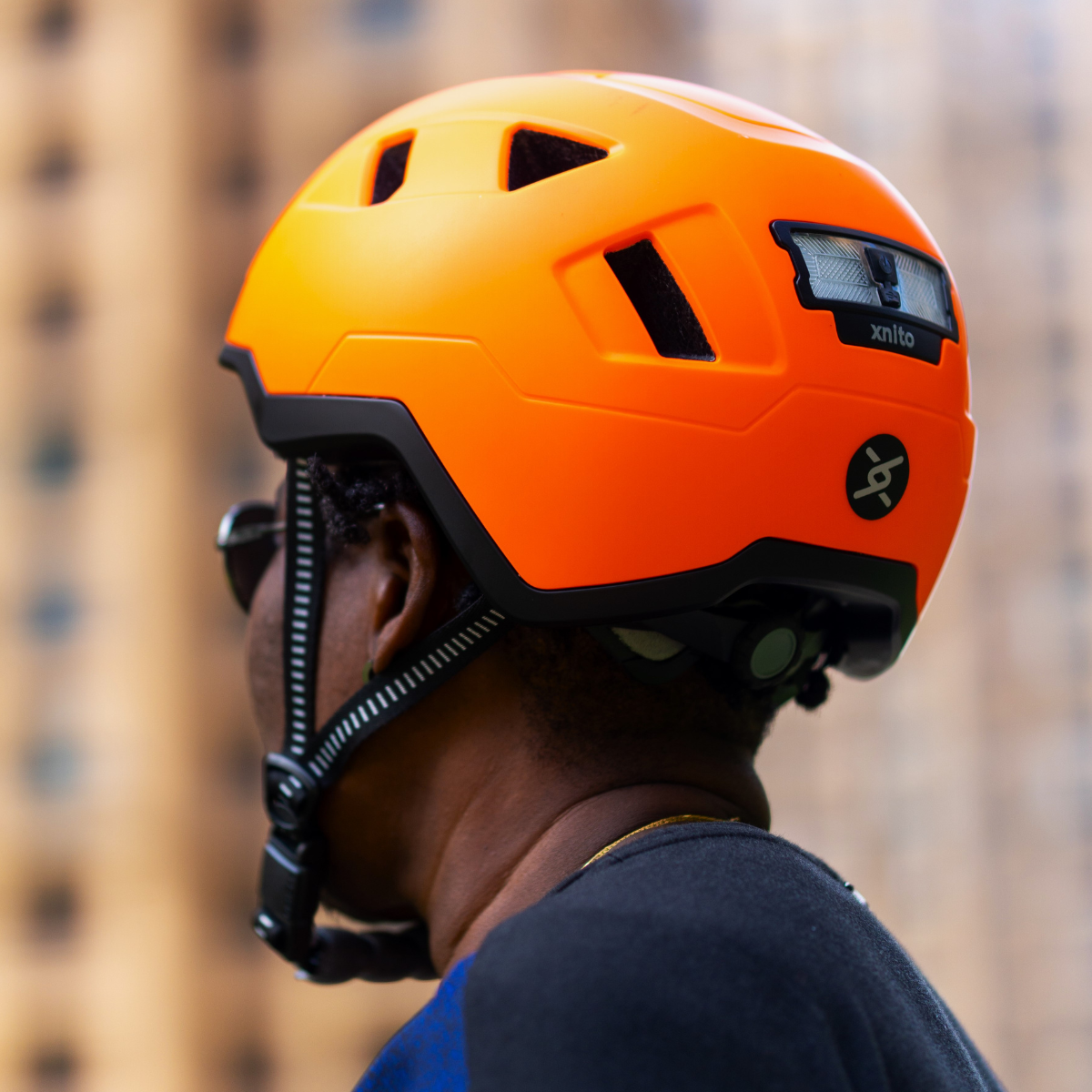 side view of xnito ebike helmet showing lights