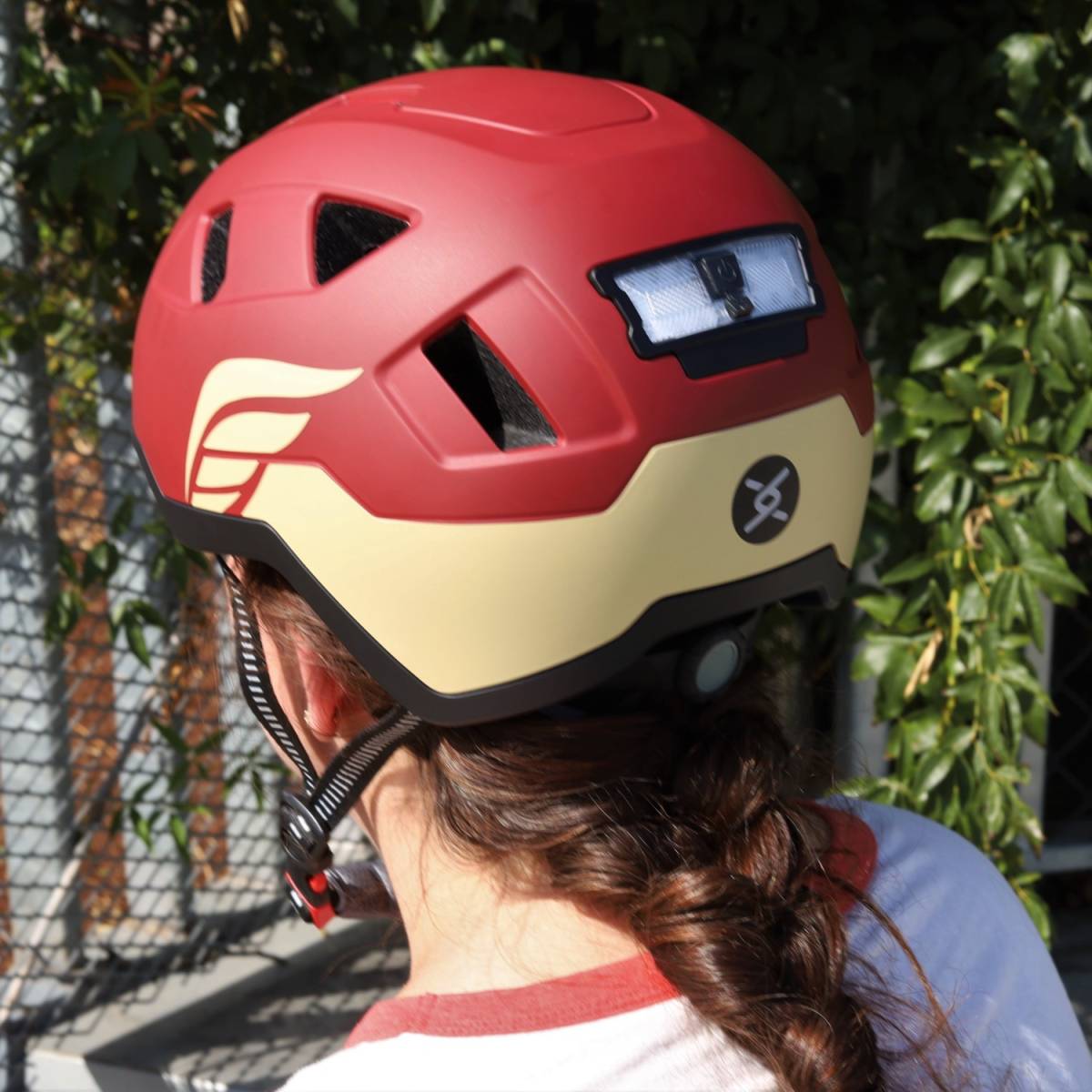 woman wearing xnito ebike helmet